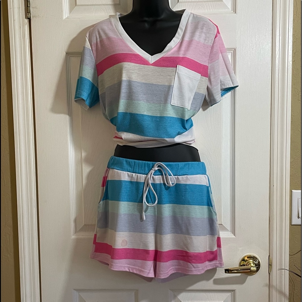 Ace shin V-neck striped Lounge wear